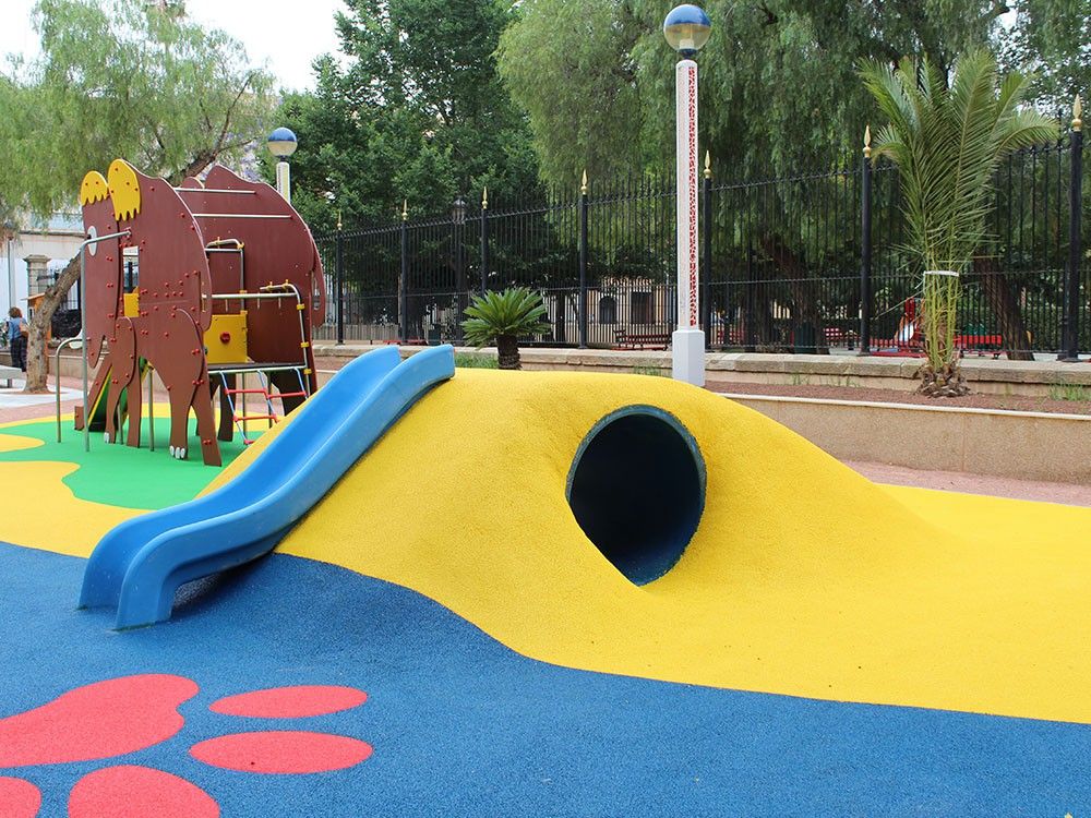 Como Instalar suelo de Goma parques infantiles